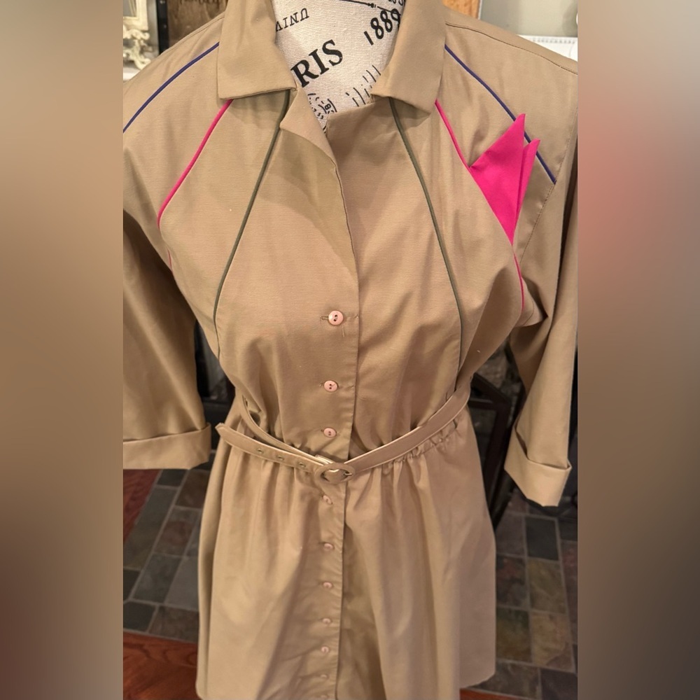 Vintage Made in USA Camp or Stewardess Khaki Dress Midi Sz 10 Medium Belt Pleats - Picture 4 of 9